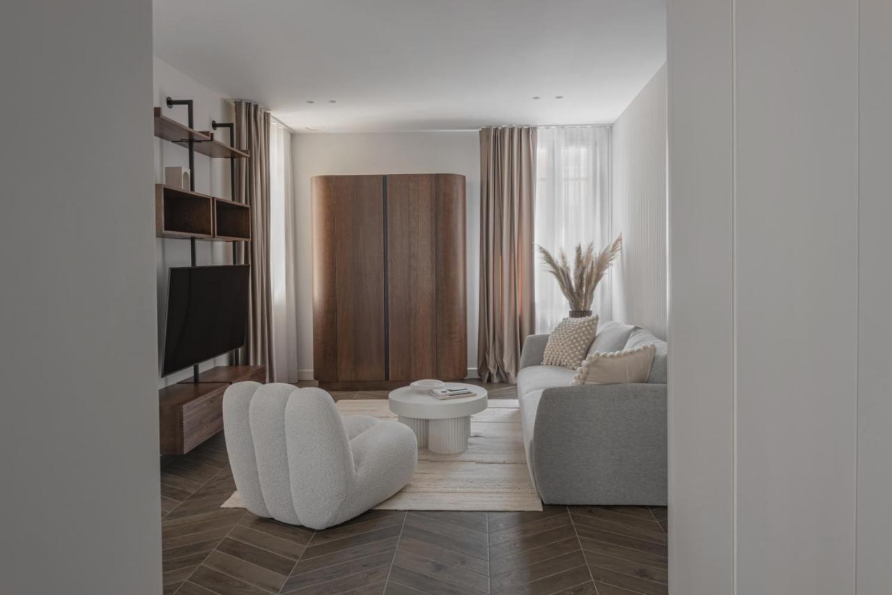 2 Bedroom Apartment Next To Monaco โบโซเลย ภายนอก รูปภาพ